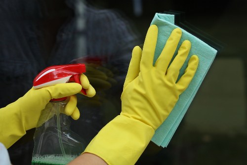 Facade cleaning service improving a Stockwell building exterior