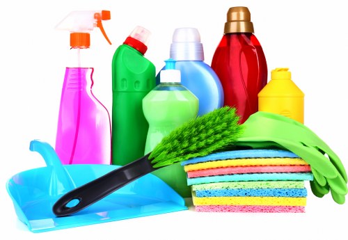 Professional office cleaning team in Stockwell workplace