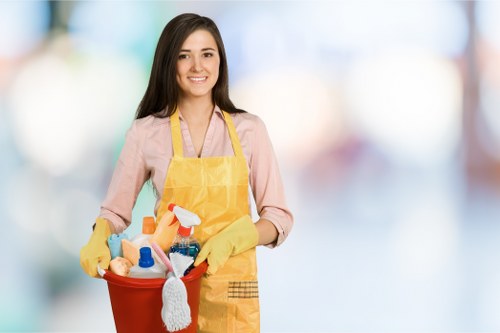 End of tenancy cleaners in Stockwell preparing a property
